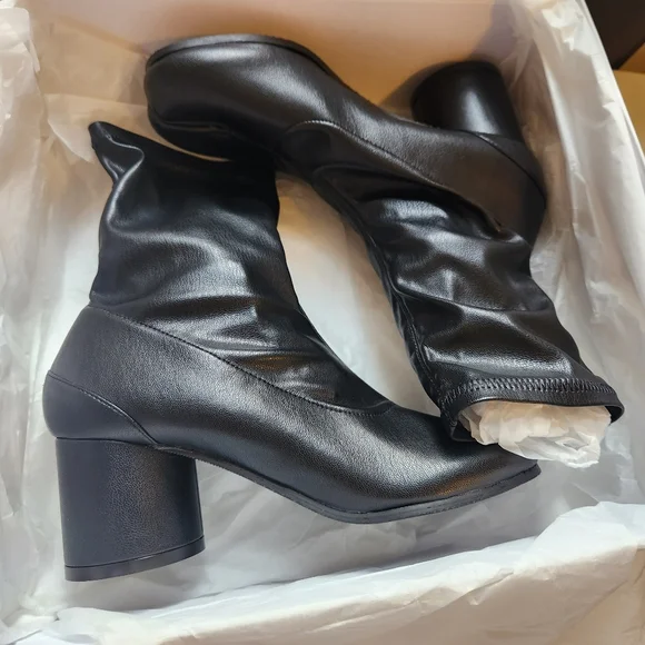 Maison Martin Margiela tabi sock boots size 35 BNWB - Picture 4 of 12